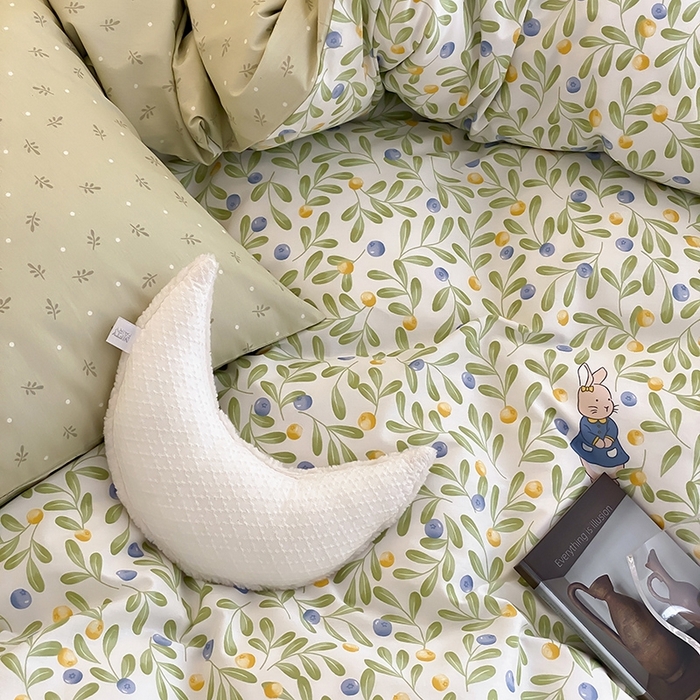 91家纺网 家纺一手货源 找家纺 宜家坊 2024新款全棉喷气13070小清新印花四件套-拍摄一 失眠少女