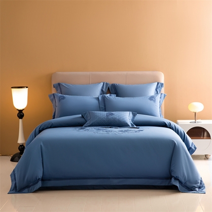 91家纺网 家纺一手货源 找家纺 蓝米卡夫 2024新品A类100支全棉祥瑞麒麟刺绣工艺宽边拼角四件套 祥瑞麒麟-维多利亚蓝