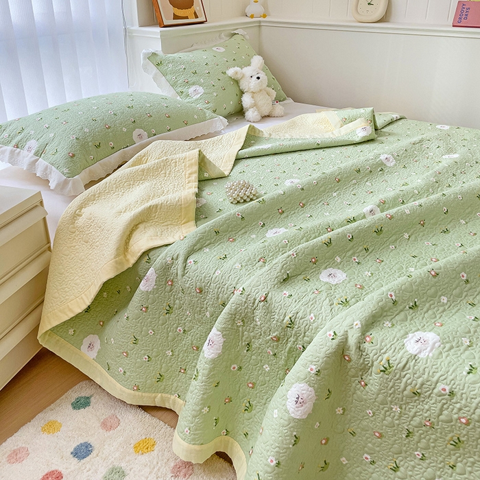 91家纺网 家纺一手货源 找家纺 羽爱家纺 2024新款A类双层纱棉花芯床盖套件 小绵羊