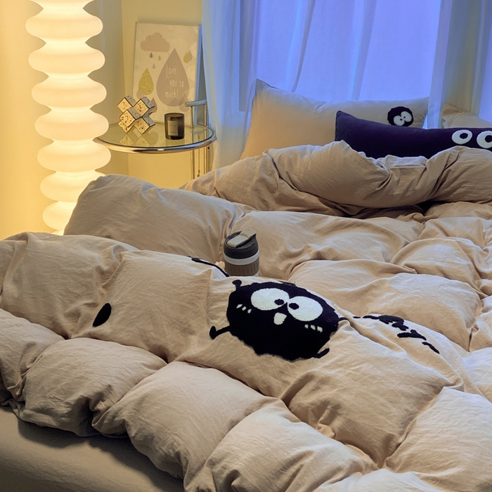 91家纺网 家纺一手货源 找家纺 葡萄家 2024新款超柔水洗棉毛巾绣四件套 毛巾绣水洗棉-奶茶煤球