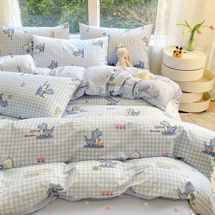 91家纺网 家纺一手货源 找家纺 麦伦家居 2024春夏新品ins小清新卡通全棉四件套 爱心小恐龙