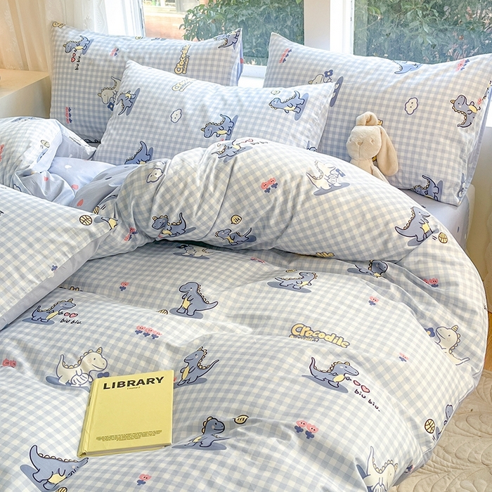 91家纺网 家纺一手货源 找家纺 麦伦家居 2024春夏新品ins小清新卡通全棉四件套 爱心小恐龙