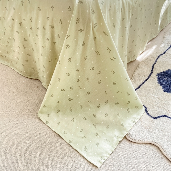 91家纺网 家纺一手货源 找家纺 宜家坊 2024新款全棉13070小清新印花四件套-拍摄二 失眠少女