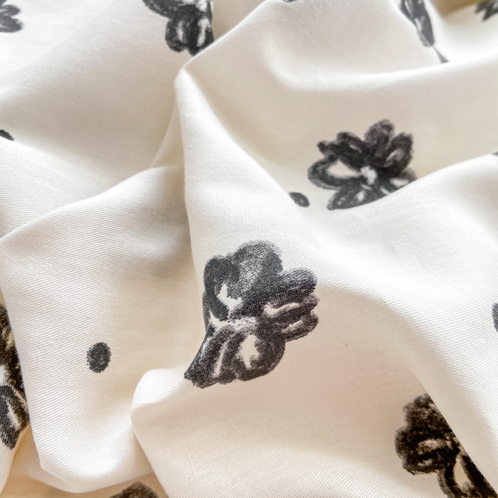 91家纺网 家纺一手货源 找家纺 宜家坊 2024新款全棉13070小清新印花四件套-拍摄二 黑白恋曲