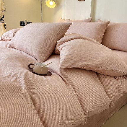 91家纺网 家纺一手货源 找家纺 一比一 2024新款无印风色织系列四件套 细条白桔