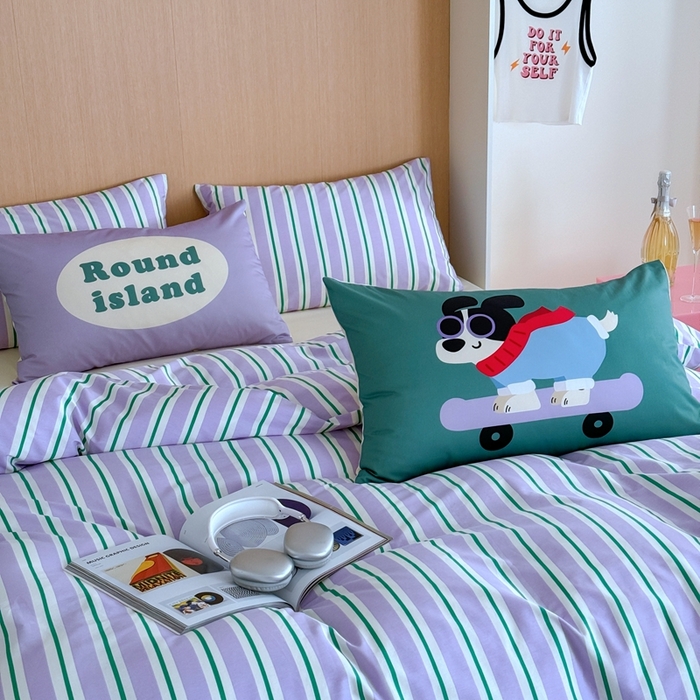 91家纺网 家纺一手货源 找家纺 圆岛家纺 2024新款春夏40支趣味全棉数码印花四件套 滑板狗