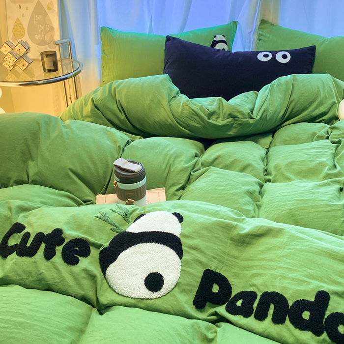 91家纺网 家纺一手货源 找家纺 葡萄家 2024新款超柔水洗棉毛巾绣四件套 毛巾绣水洗棉-贪吃熊猫