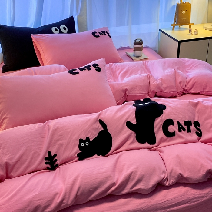 91家纺网 家纺一手货源 找家纺 葡萄家 2024新款超柔水洗棉毛巾绣四件套 毛巾绣水洗棉-躲猫猫