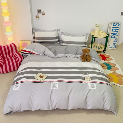 91家纺网 家纺一手货源 找家纺 （总）乐童家纺 2024新款直播爆款13070纯棉印花吊边款一字绣四件套