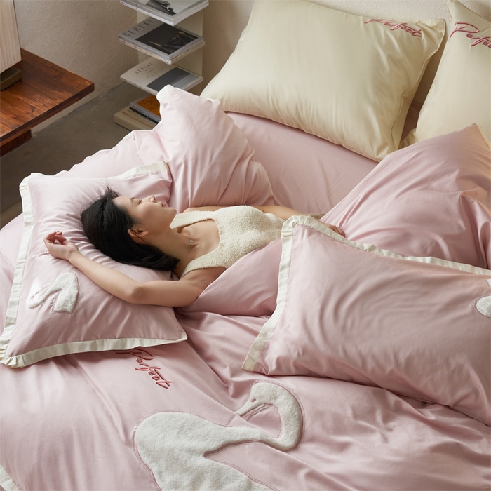 91家纺网 家纺一手货源 找家纺 （总）云胡 2024新款50s双股新疆长绒棉刺绣四件套 -你好大鹅