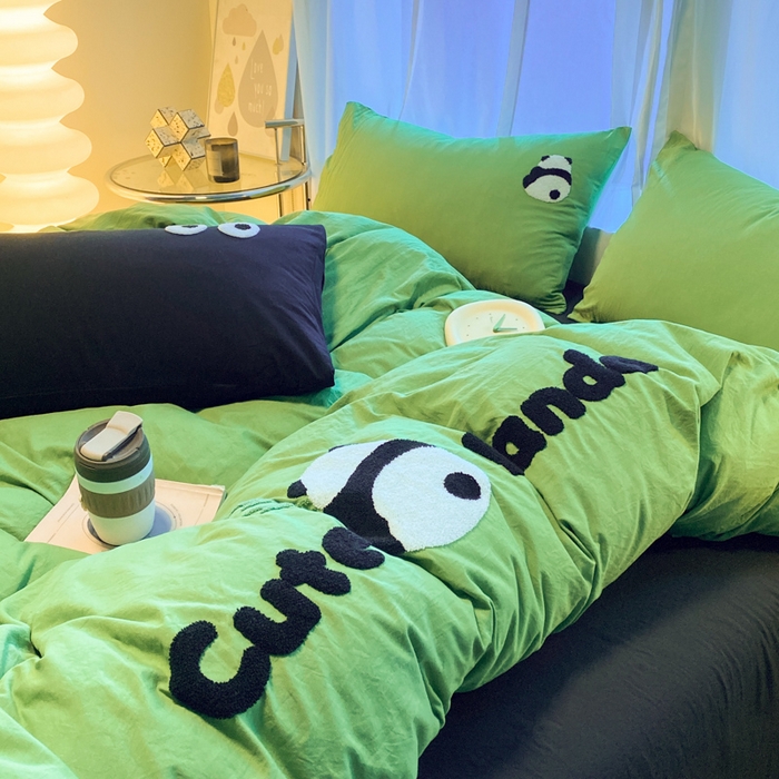 91家纺网 家纺一手货源 找家纺 葡萄家 2024新款超柔水洗棉毛巾绣四件套 毛巾绣水洗棉-贪吃熊猫