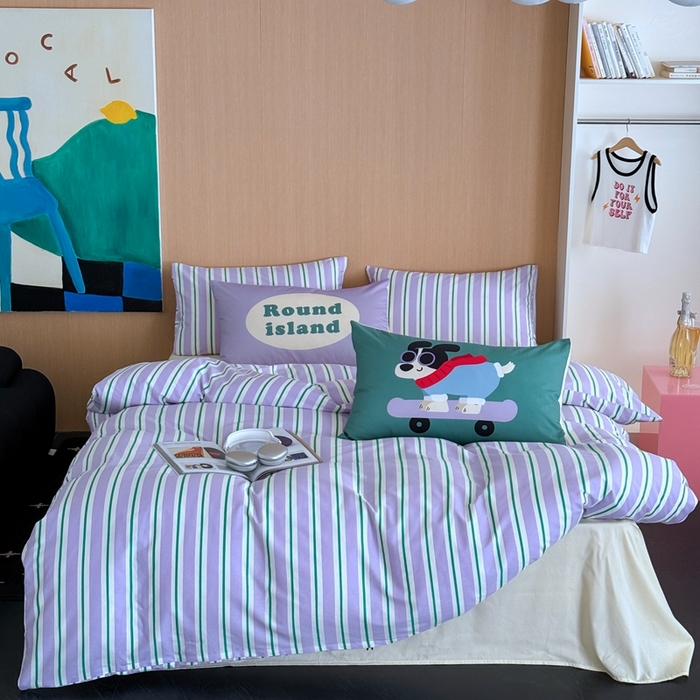 91家纺网 家纺一手货源 找家纺 圆岛家纺 2024新款春夏40支趣味全棉数码印花四件套 滑板狗