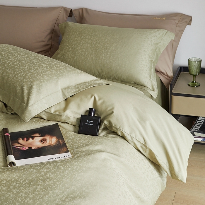 91家纺网 家纺一手货源 找家纺 梦享生活家居 2024新款100支全棉提花贡缎四件套 唯美之歌（梧桐绿）