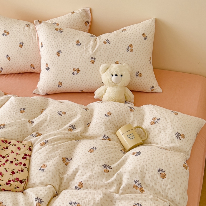 91家纺网 家纺一手货源 找家纺 木楌  2025新款全棉A类皱皱纱印花四件套 初颜