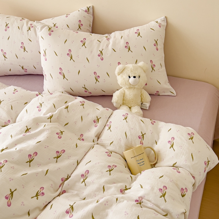 91家纺网 家纺一手货源 找家纺 木楌  2025新款全棉A类皱皱纱印花四件套 知音