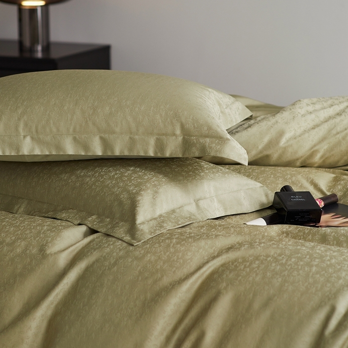 91家纺网 家纺一手货源 找家纺 梦享生活家居 2024新款100支全棉提花贡缎四件套 唯美之歌（梧桐绿）