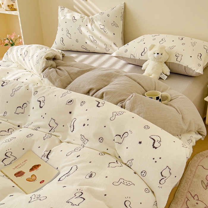 91家纺网 家纺一手货源 找家纺 木楌  2025新款全棉A类皱皱纱印花四件套 小恐龙