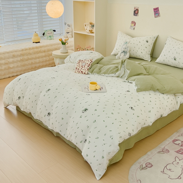 91家纺网 家纺一手货源 找家纺 木楌  2025新款全棉A类皱皱纱印花四件套 小熊猫