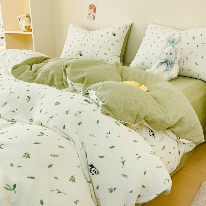 91家纺网 家纺一手货源 找家纺 木楌  2025新款全棉A类皱皱纱印花四件套 小熊猫