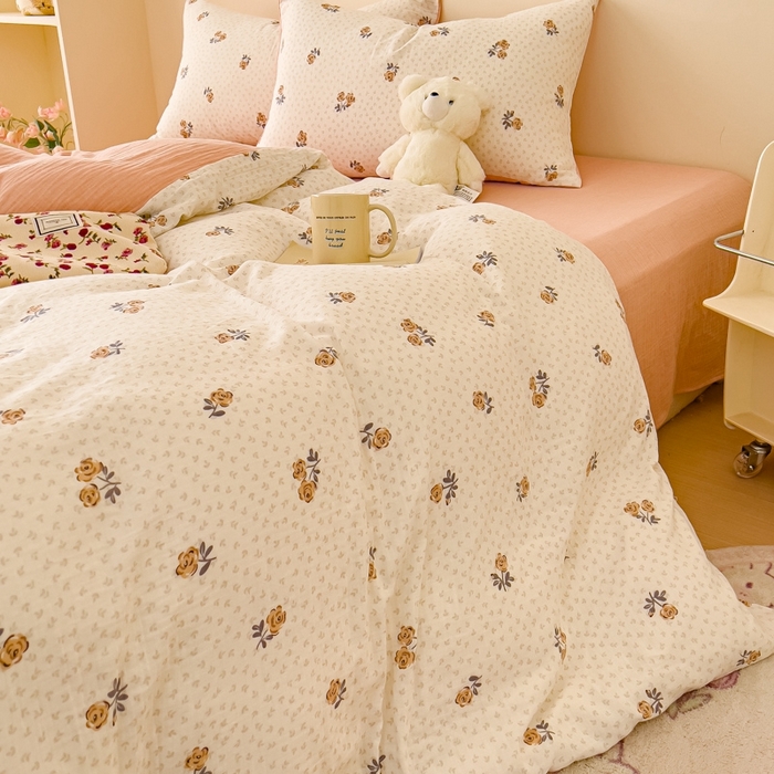 91家纺网 家纺一手货源 找家纺 木楌  2025新款全棉A类皱皱纱印花四件套 初颜