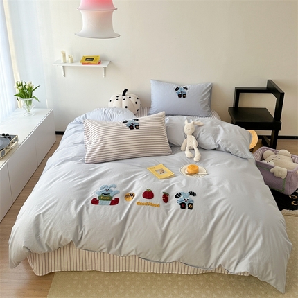 91家纺网 家纺一手货源 找家纺 柚子YOUTH 2024新款全棉水洗棉条纹毛巾绣四件套 蓝猫