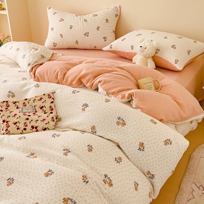 91家纺网 家纺一手货源 找家纺 木楌  2025新款全棉A类皱皱纱印花四件套 初颜