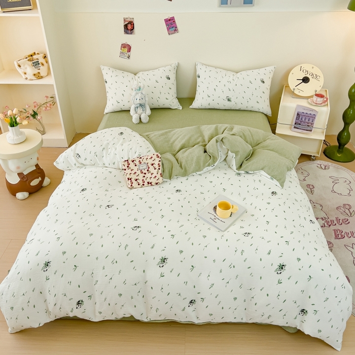 91家纺网 家纺一手货源 找家纺 木楌  2025新款全棉A类皱皱纱印花四件套 小熊猫