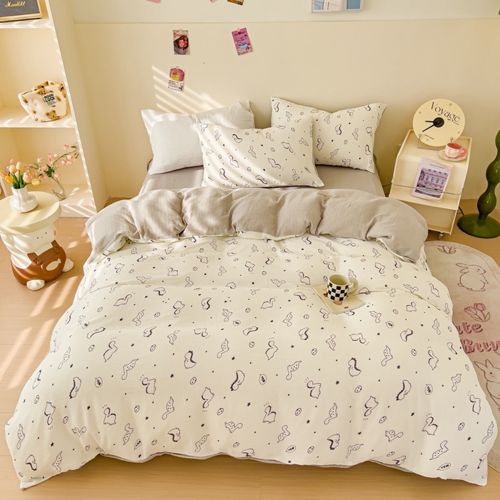 91家纺网 家纺一手货源 找家纺 木楌  2025新款全棉A类皱皱纱印花四件套 小恐龙