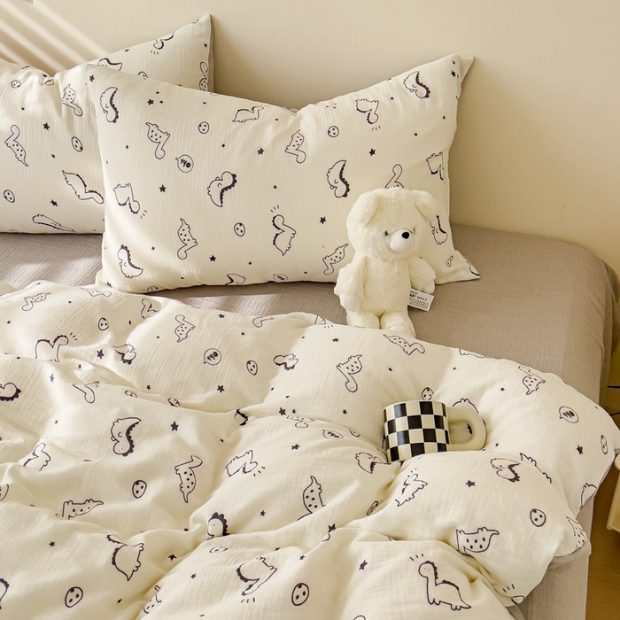 91家纺网 家纺一手货源 找家纺 木楌  2025新款全棉A类皱皱纱印花四件套 小恐龙