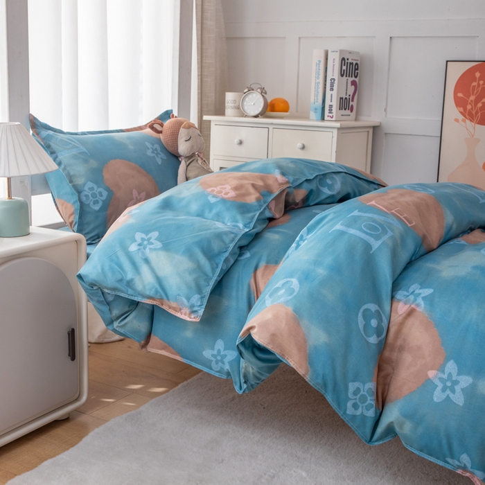 91家纺网 家纺一手货源 找家纺 乐居坊 2024新款亲肤棉 美棉 芦荟棉四件套 学生宿舍床（2月） 魔都爱情