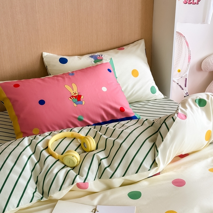 91家纺网 家纺一手货源 找家纺 时年 2024新款全棉数码大版趣味系列四件套 波点兔