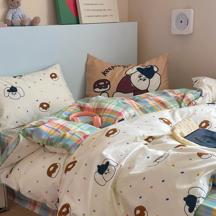 91家纺网 家纺一手货源 找家纺 时年 2024新款全棉数码大版趣味系列四件套 甜圈狗