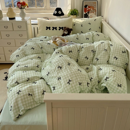 91家纺网 家纺一手货源 找家纺 （总）桃子家居 2024新款A类纯棉水洗棉毛巾绣蝴蝶结少女系列四件套