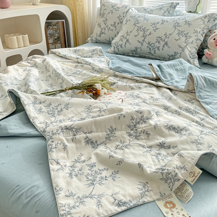 91家纺网 家纺一手货源 找家纺 帕拉美拉 2025新款全棉夏被羽丝棉款夏被四件套 满庭-米-羽丝棉