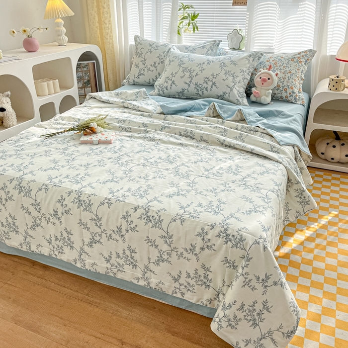 91家纺网 家纺一手货源 找家纺 帕拉美拉 2025新款全棉夏被羽丝棉款夏被四件套 满庭-米-羽丝棉