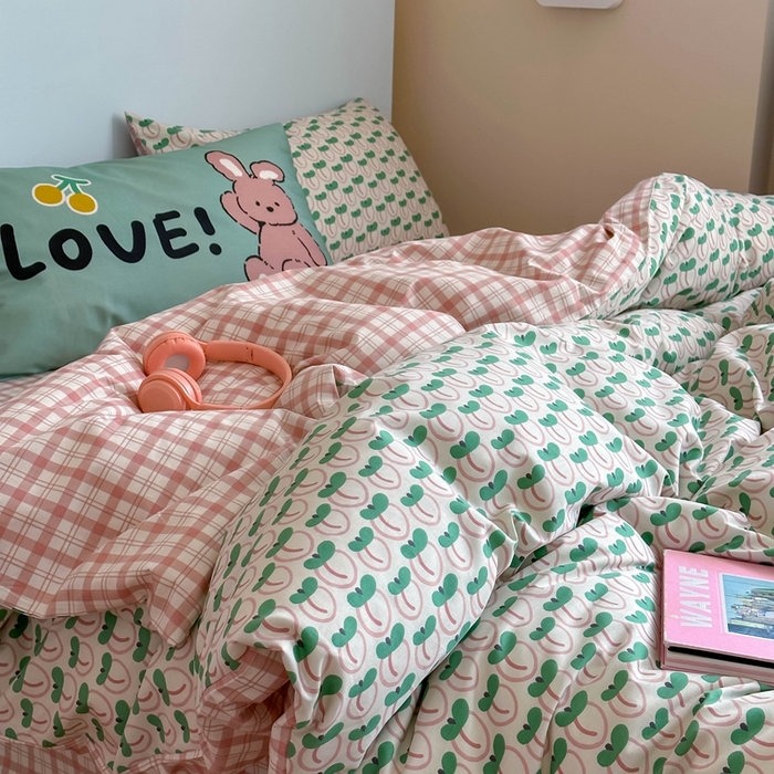 91家纺网 家纺一手货源 找家纺 时年 2024新款全棉数码大版趣味系列四件套 可爱芽