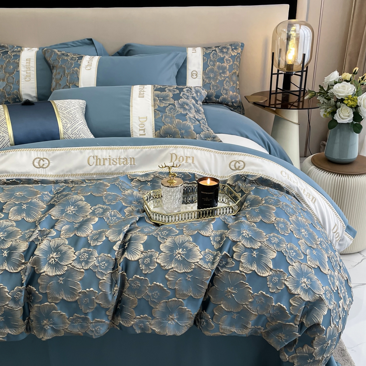 91家纺网 家纺一手货源 找家纺 布可家纺 2025新款轻奢精致浮雕刺绣提花四件套 玫瑰-星海蓝