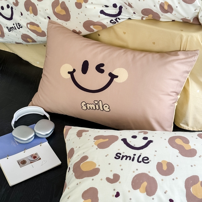 91家纺网 家纺一手货源 找家纺 时年 2024新款全棉数码大版趣味系列四件套 豹纹笑脸