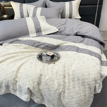 91家纺网 家纺一手货源 找家纺 布可 2025新款千鸟格立体雕花刺绣四件套 千鸟格.时尚灰