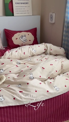 91家纺网 家纺一手货源 找家纺 时年 2024新款全棉数码大版趣味系列四件套 樱桃兔