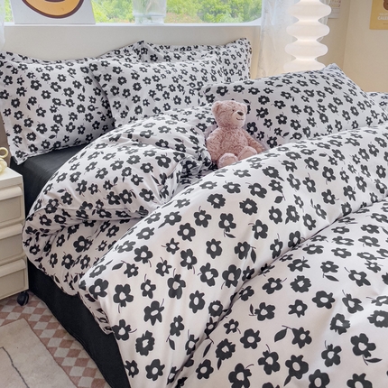 91家纺网 家纺一手货源 找家纺 布可家纺 2025新款水洗磨毛印花四件套（提供买家秀） 黑色蔷薇