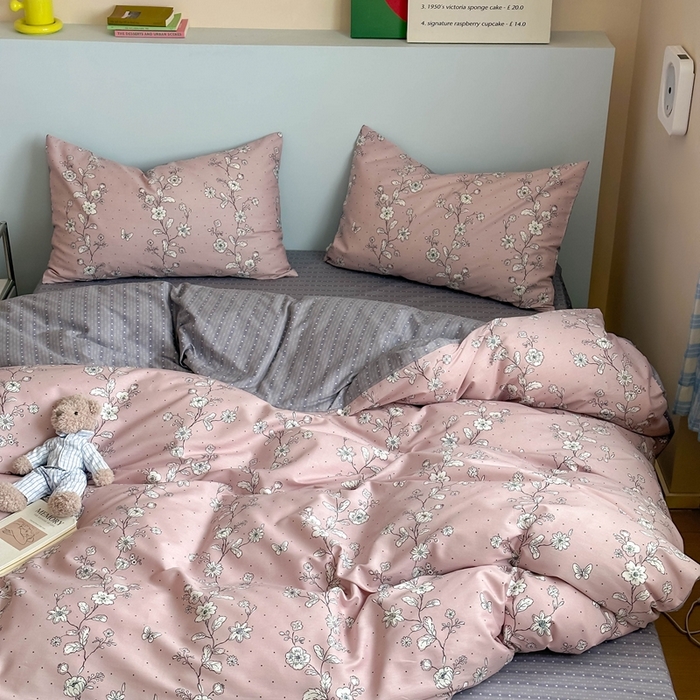 91家纺网 家纺一手货源 找家纺 时年 2024新款全棉数码大版趣味系列四件套 花满溢-紫（枕套为非大版）