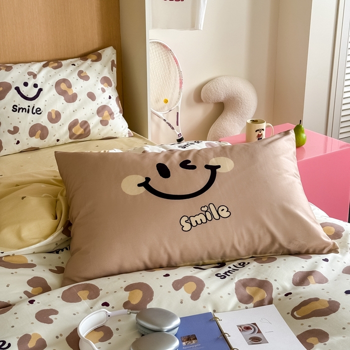 91家纺网 家纺一手货源 找家纺 时年 2024新款全棉数码大版趣味系列四件套 豹纹笑脸