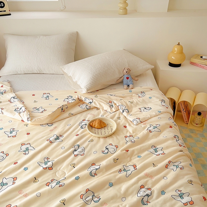 91家纺网 家纺一手货源 找家纺 木堇家居 2024新款10%大豆纤维针织棉夏被 开心鸭鸭