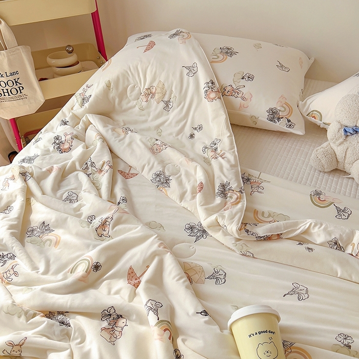 91家纺网 家纺一手货源 找家纺 木堇家居 2024新款10%大豆纤维针织棉夏被 彩虹小兔