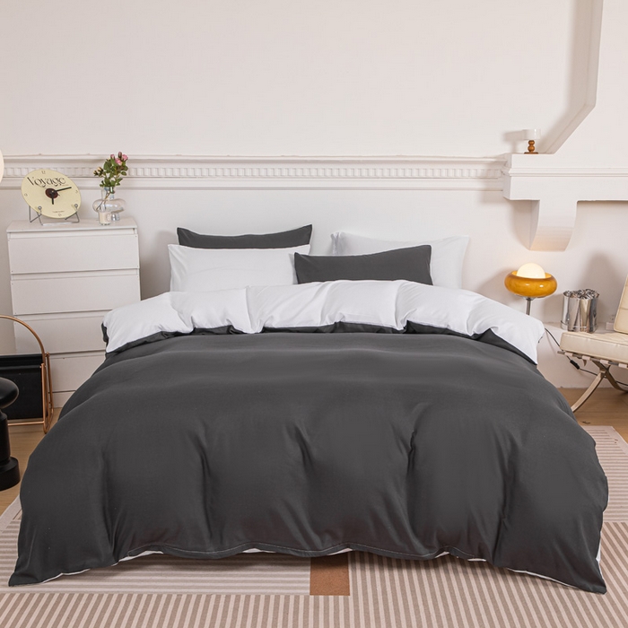 91家纺网 家纺一手货源 找家纺 莎臣豹 2025新款水洗棉磨毛纯色双拼简约风撞色单品被套 高雅灰爱上纯情白