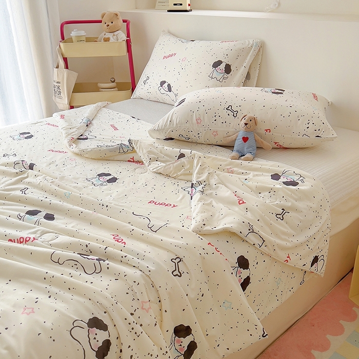 91家纺网 家纺一手货源 找家纺 木堇家居 2024新款10%大豆纤维针织棉夏被 斑点狗狗