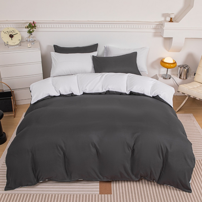 91家纺网 家纺一手货源 找家纺 莎臣豹 2025新款水洗棉磨毛纯色双拼简约风撞色单品被套 高雅灰爱上纯情白