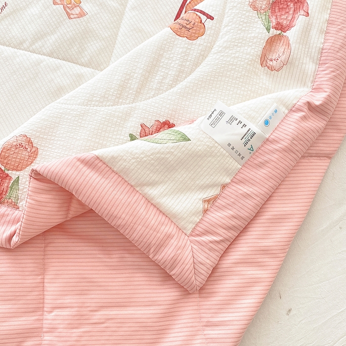 91家纺网 家纺一手货源 找家纺 金麦 2024新款A类有氧提花泡泡棉夏被 倾心