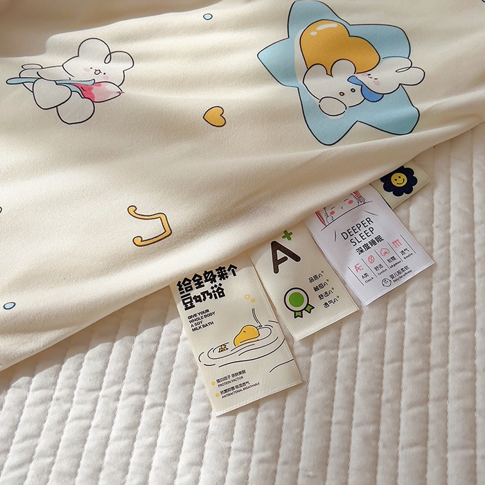 91家纺网 家纺一手货源 找家纺 木堇家居 2024新款10%大豆纤维针织棉夏被 浅时光